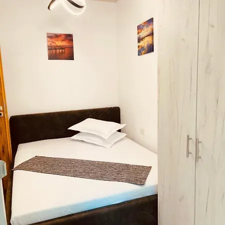 Sweet Apartment's Promenada 1 アパート